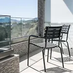Sebastian Apartment *