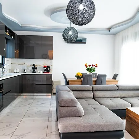 Sebastian Luxury *