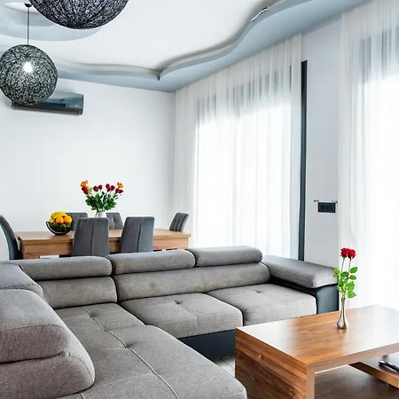 Sebastian Luxury Afantou