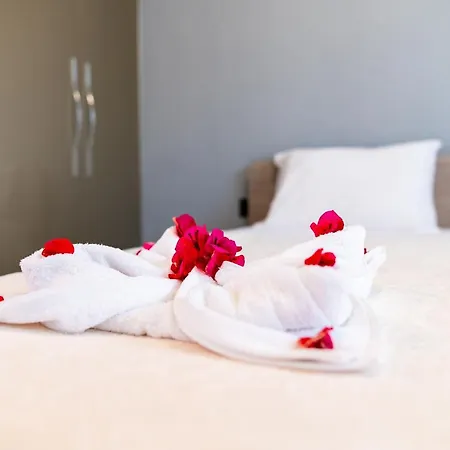 Sebastian Luxury Afantou