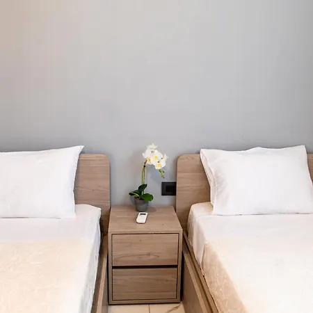 Sebastian * アファンドウ