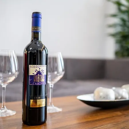 Sebastian Apartment *