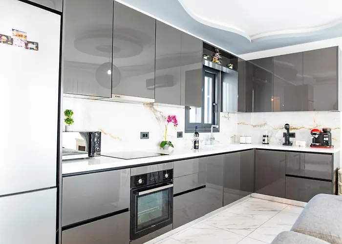 Sebastian أفانتو